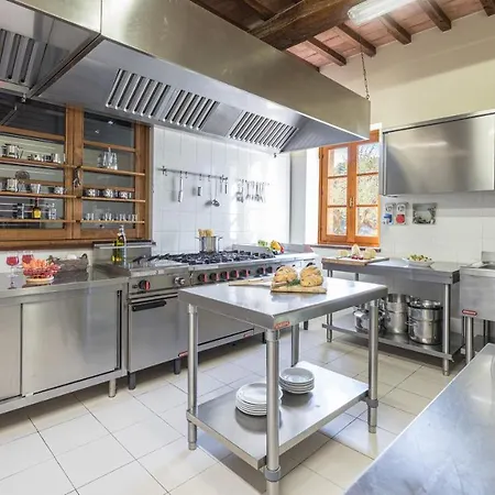 Vila Tenuta Montiepoli 12&3, Emma