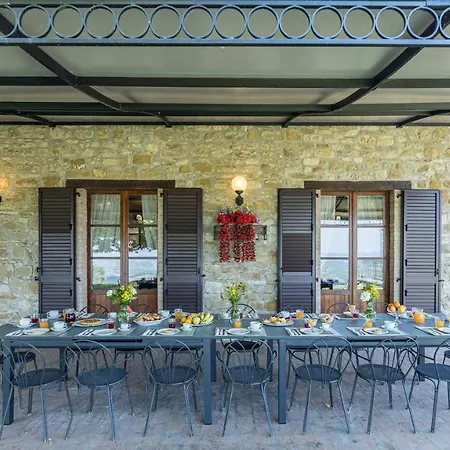 Tenuta Montiepoli 12&3, Emma ヴィラ